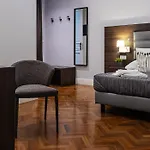 Re Vittorio De Luxe Panzió 4*