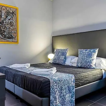 Re Vittorio De Luxe 4* Messina